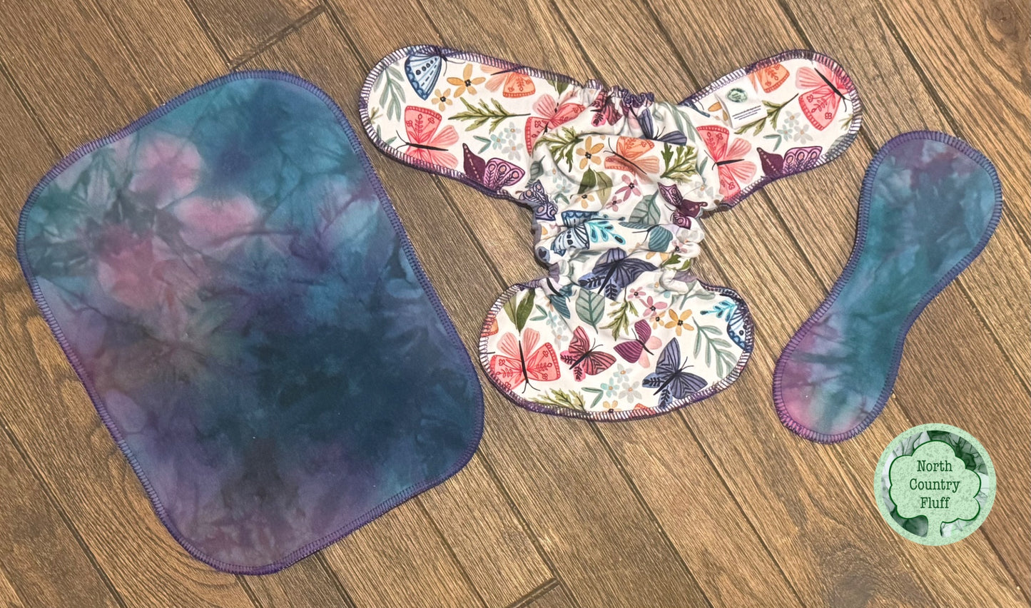 Butterfly Forrest Reversible Fitted NB