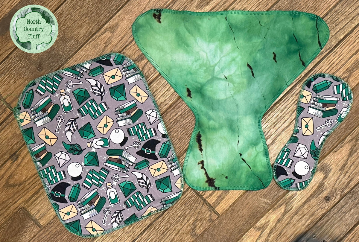 Emeral Spellbook Reversible NB Contour